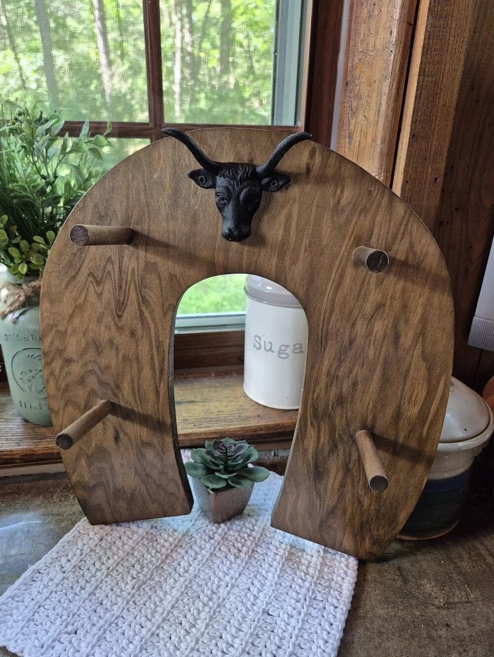 Vtg. Wood Handcrafted Siesta Ware USA Horseshoe Peg Hook Cast Metal Steer Head